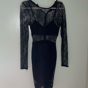 Lovers and friends back lace dress size small